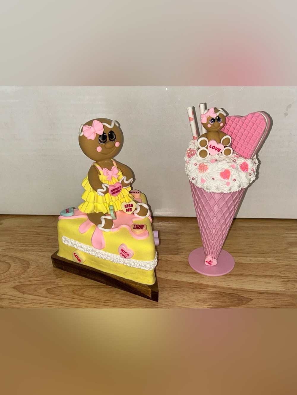 Gingerbread Fake Cake Slice & Milkshake Dessert Set - Handmade Home Decor